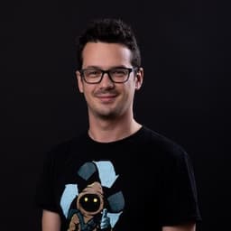 A portrait of Bruno Sabot, staff software engineer & engineering manager.